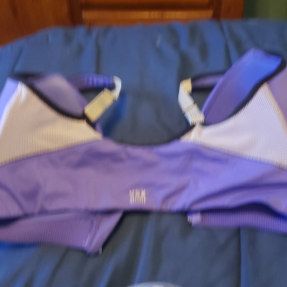 Bra - Picture 2 of 3